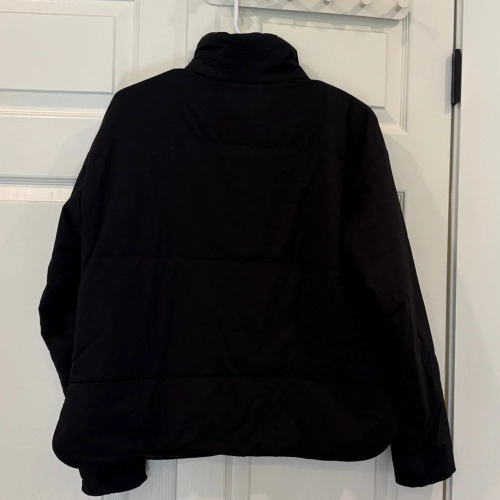 Vuori Black Quilted Puffer Jacket - Picture 2 of 6